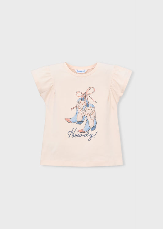T-shirt girl