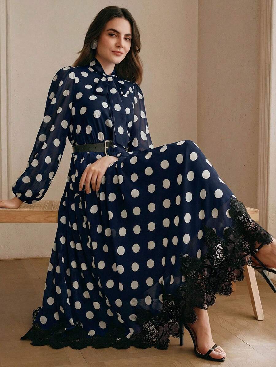 Elegantes Damen-Kleid aus Chiffon mit Polka-Dot-Muster, Spitzendetails und Bindegürtel