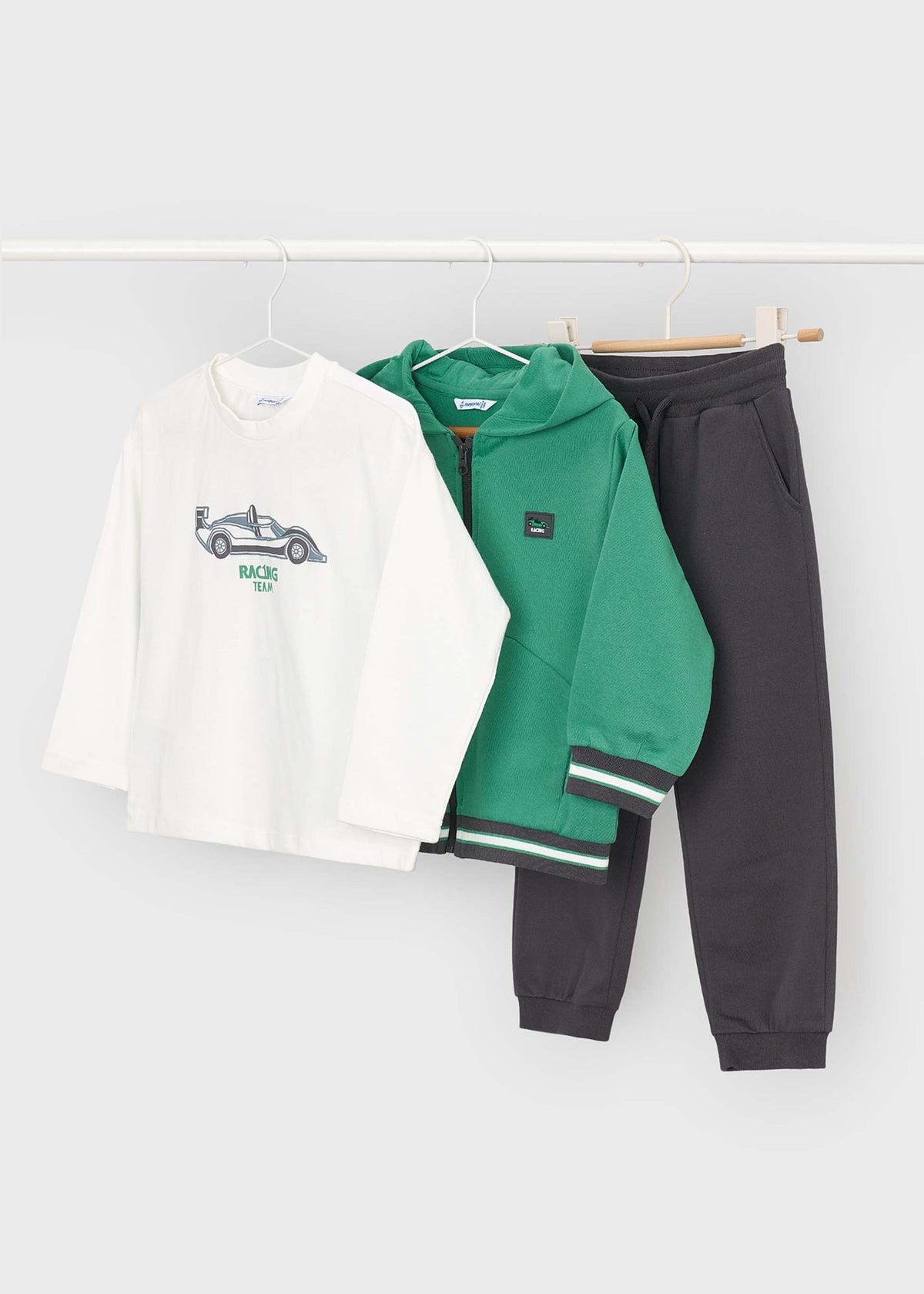 3-teiliger Trainingsanzug mit T-Shirt für Jungen