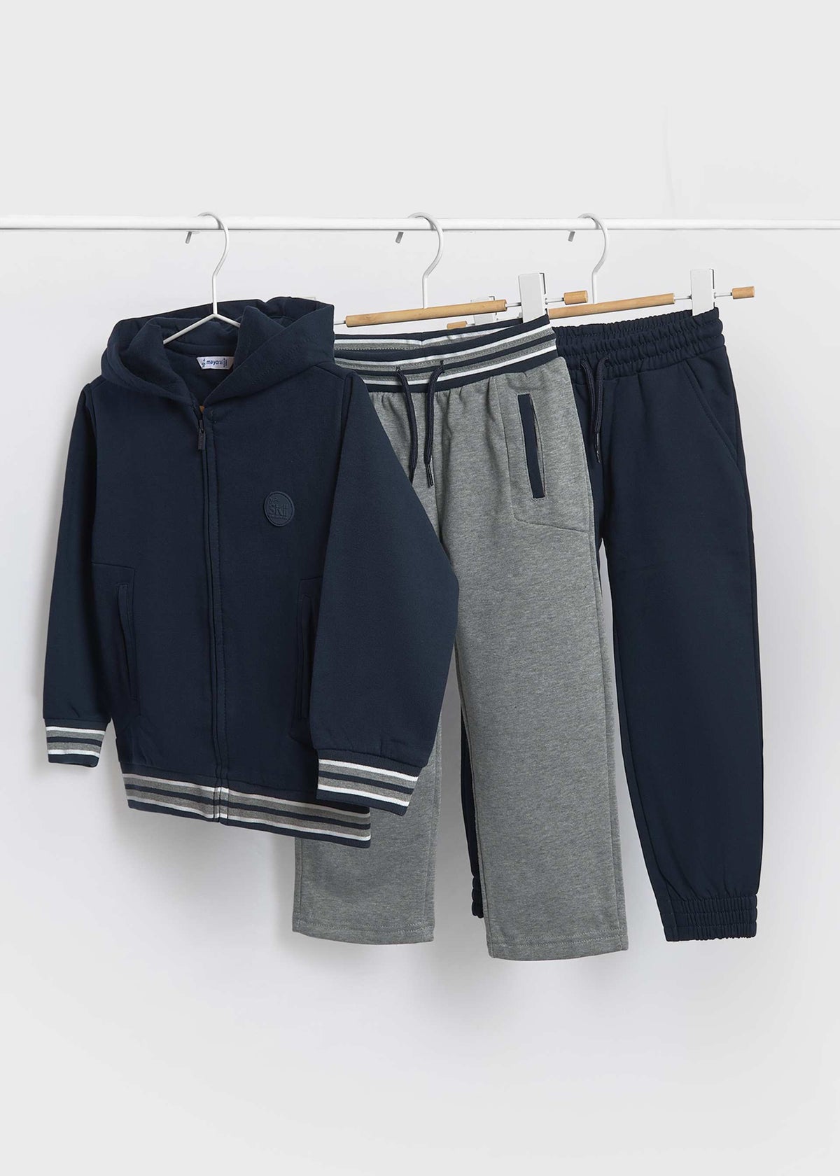 Boys' two-piece tracksuit