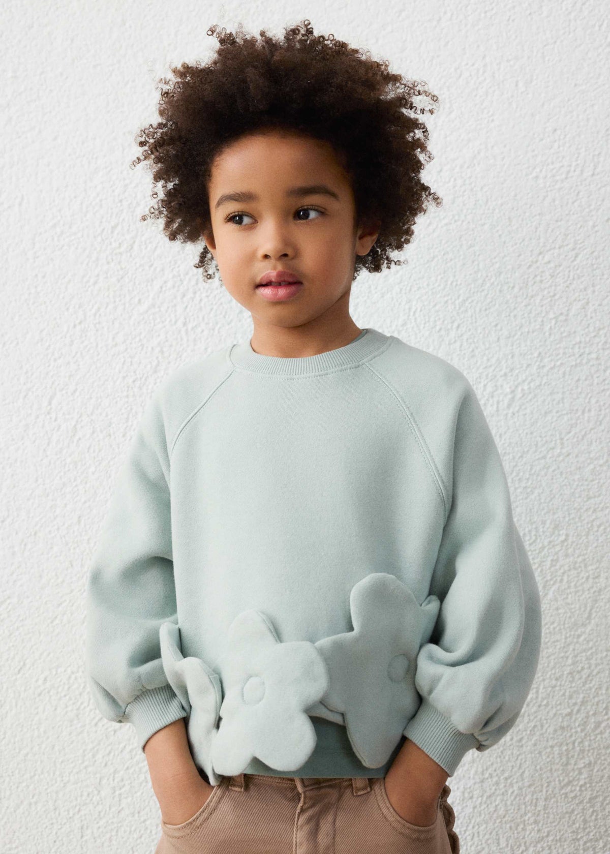 Mädchen-Pullover mit Blumenapplikation