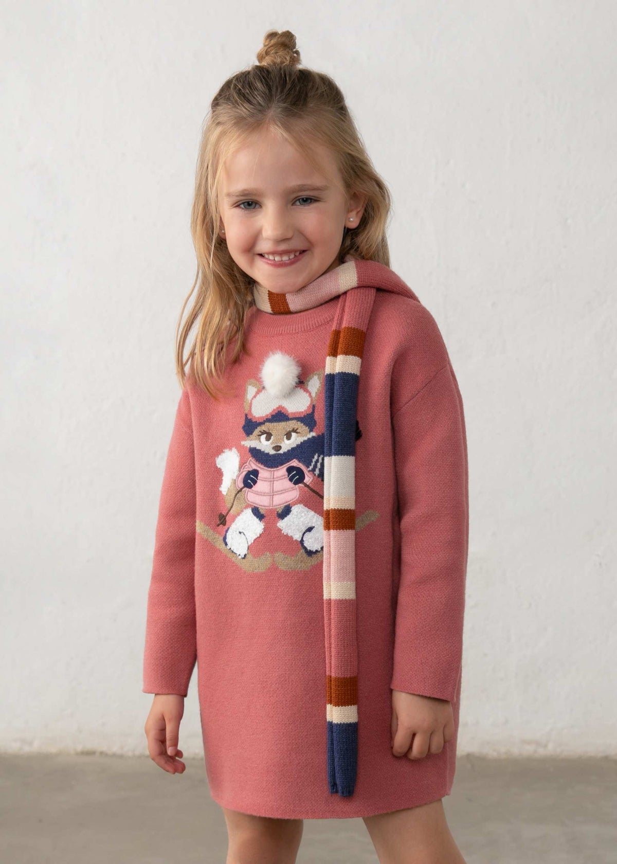 Girls' knitted dress with scarf