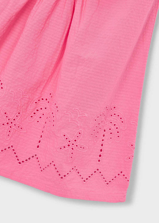 Mädchenkleid mit Lochmuster