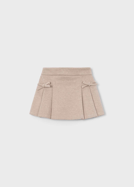 Girls' pleated knitted skirt