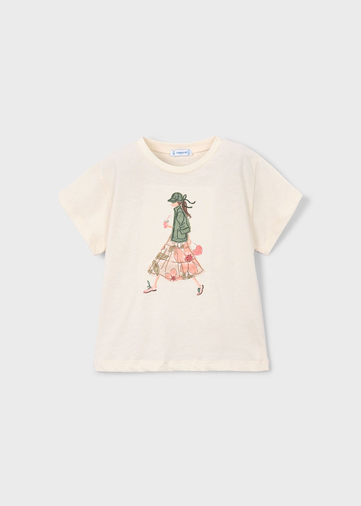 Graphic t-shirt girl