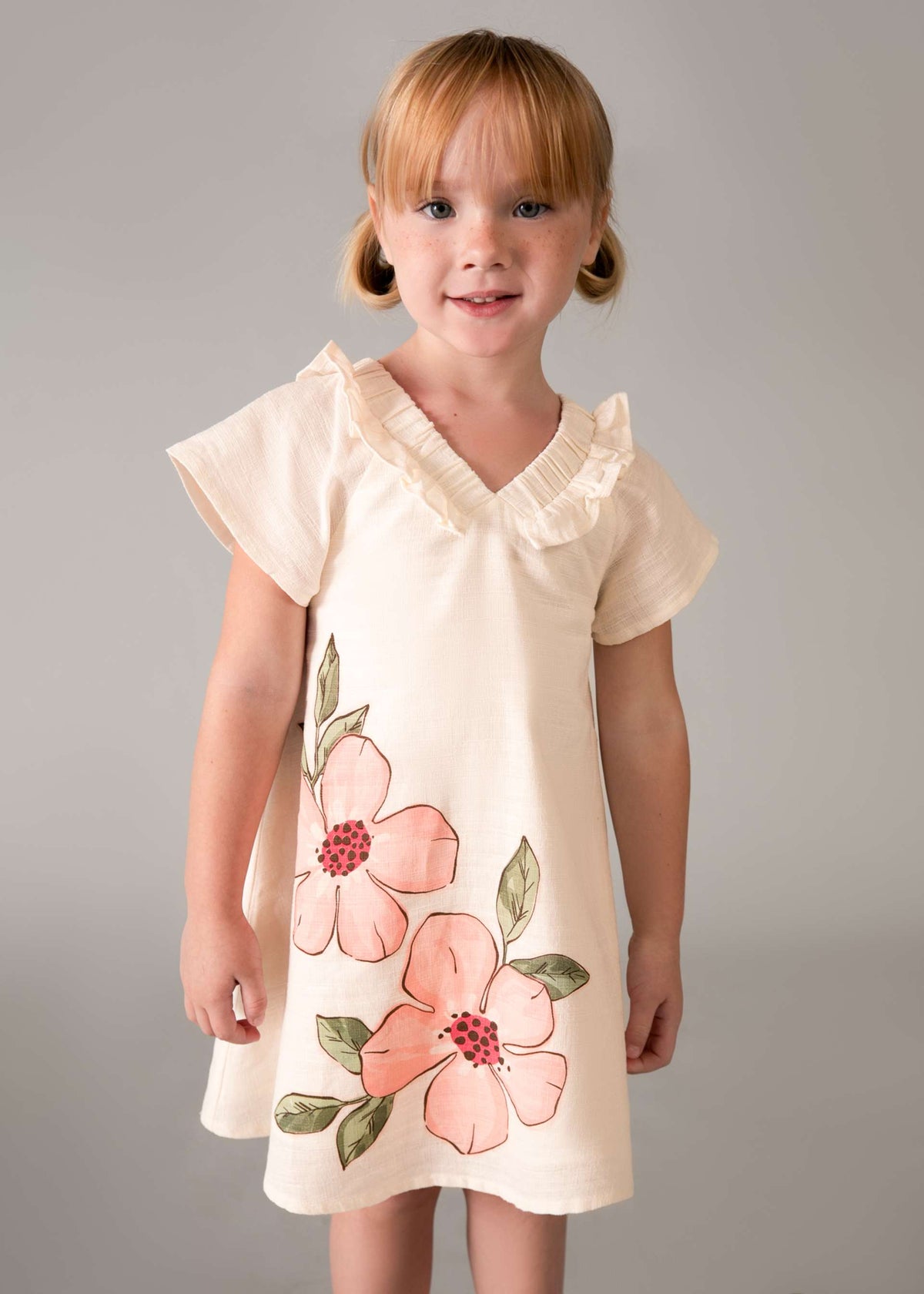 Blumenkleid aus Leinen für Mädchen