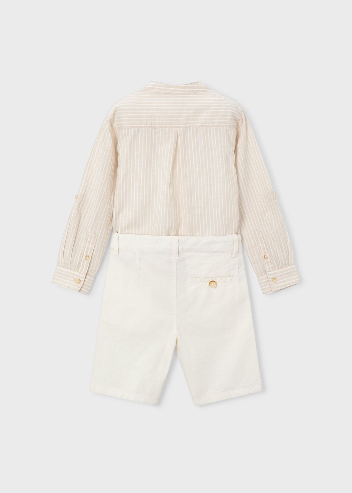 Set aus langärmeligem Leinenhemd und Bermudashorts für Jungen