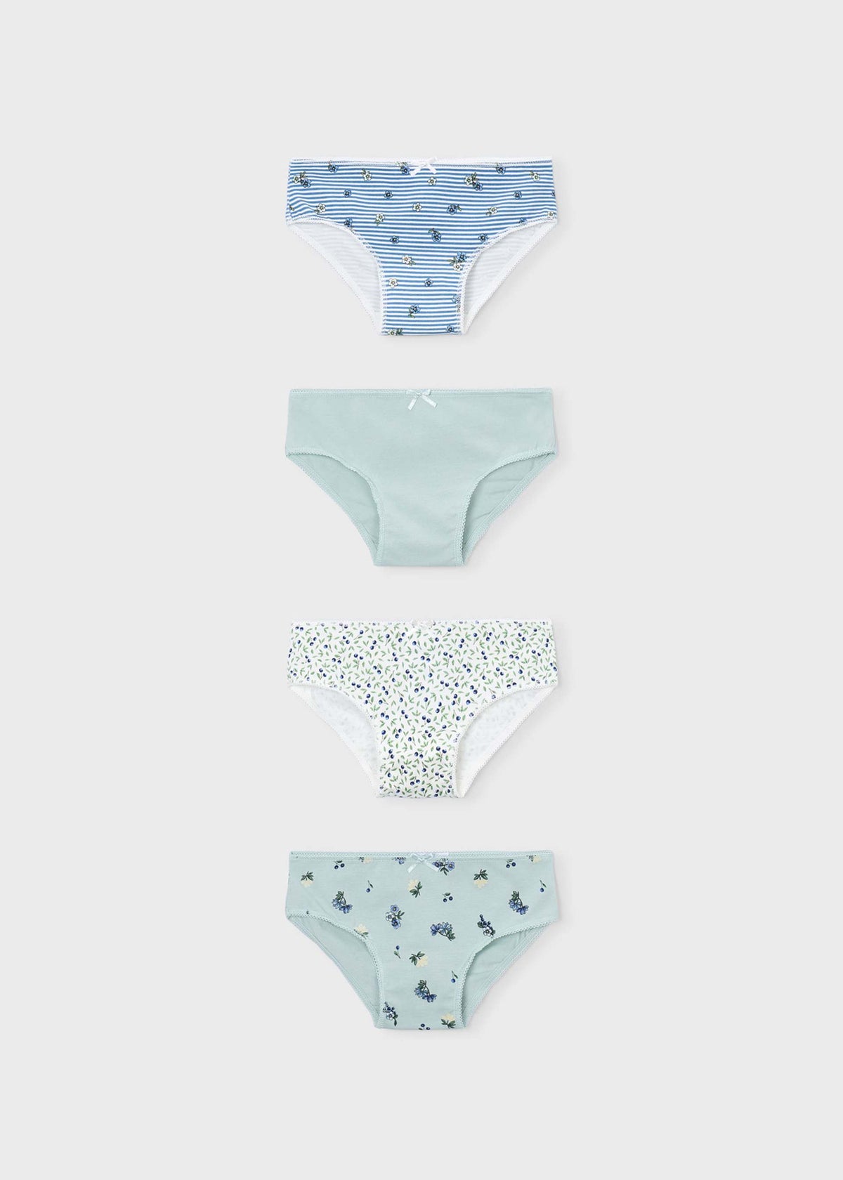 Set of 4 girls' knickers