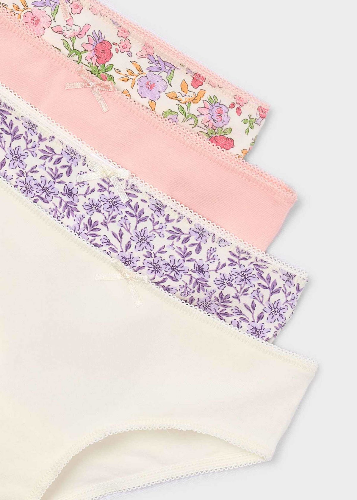 Set of 4 girls' knickers