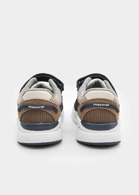 Sneakers boy