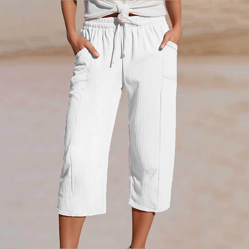Women's Plain Pleated Cotton And Linen Shorts