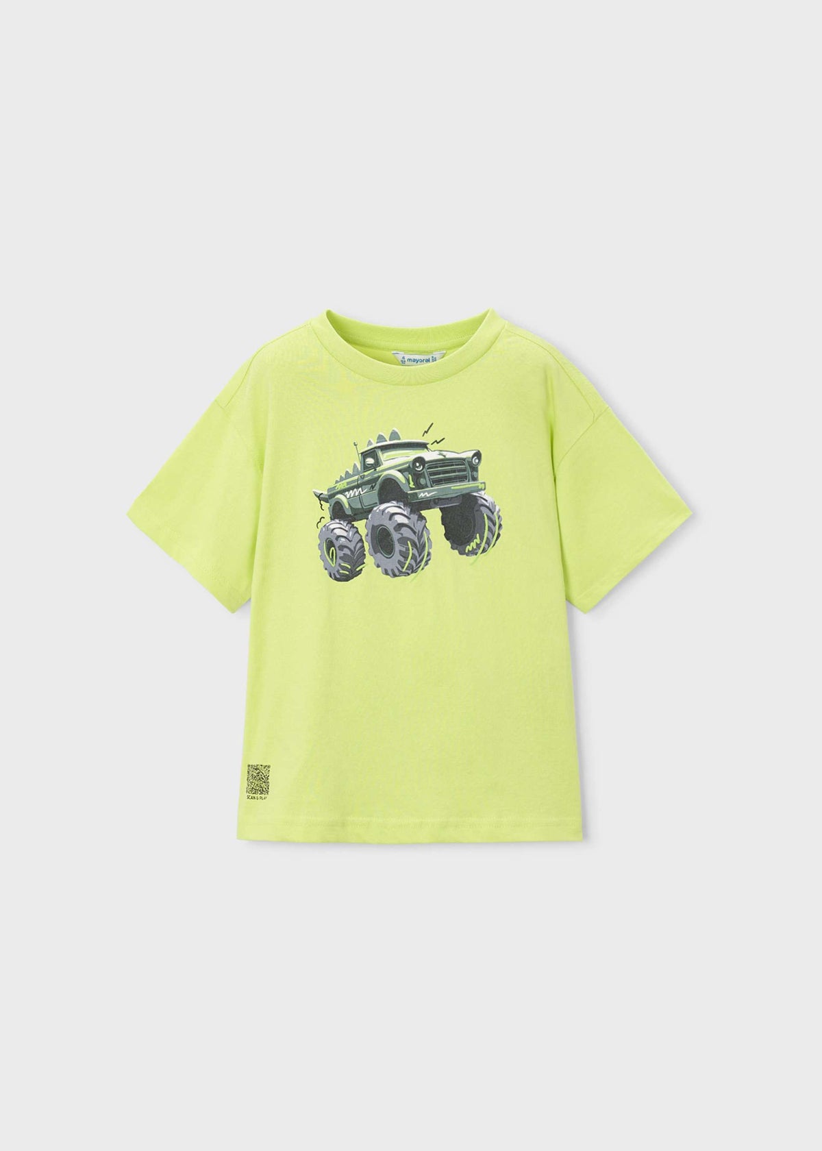 T-shirt boy