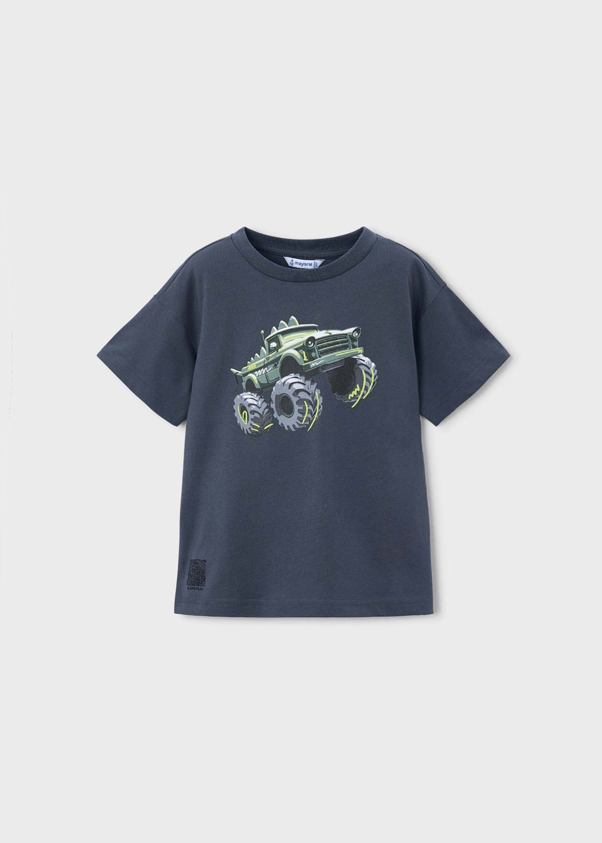T-shirt boy
