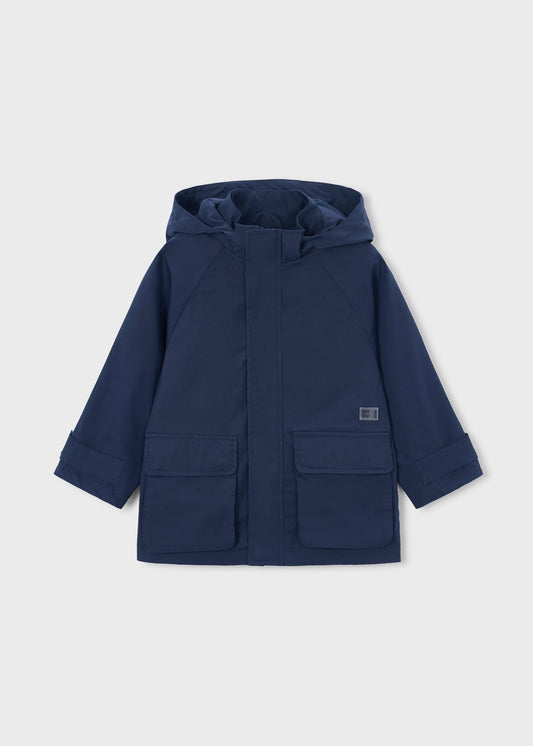 Windbreaker boy with pockets